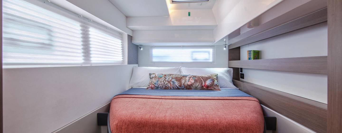 Moorings 4200 Master Cabin Starboard Aft