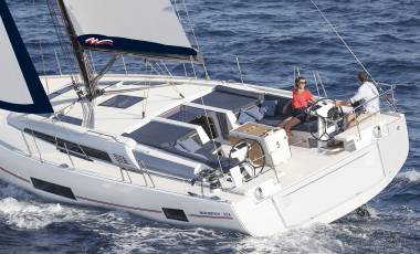 The Moorings 52.4 Exterior